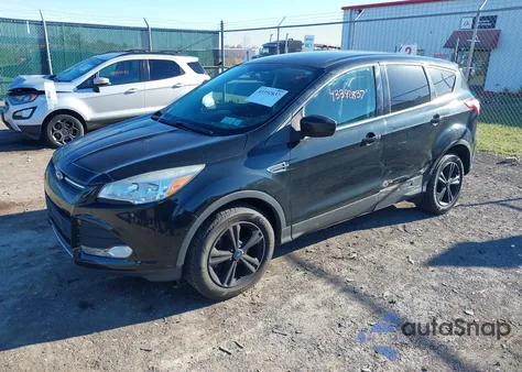 2015 Ford Escape Se z USA, uszkodzony, nr VIN 1FMCU9GX5FUB47193